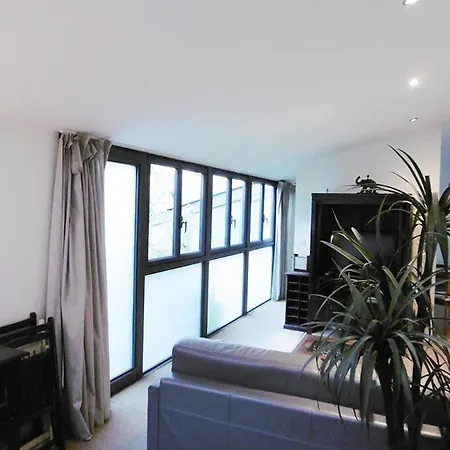 Loft Baron Citycosy Apartment